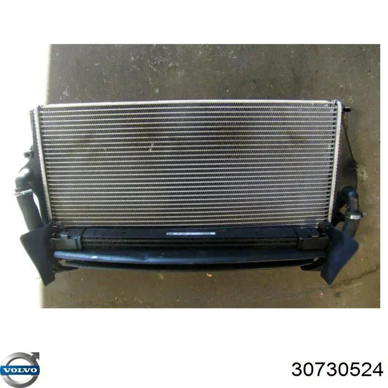 30730524 Volvo радіатор интеркуллера