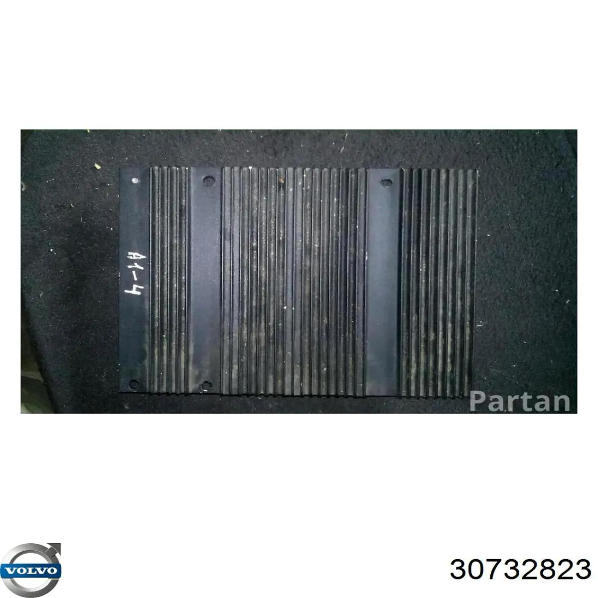 30732823 Volvo 