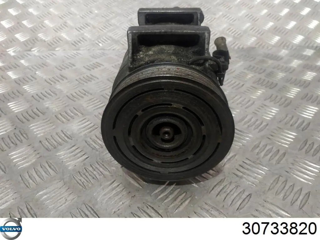 Шків компресора кондиціонера Volvo 30733820 ціна, від 180.53 USD