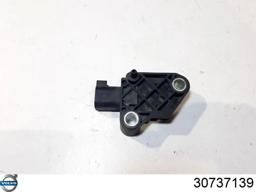Купити 30737139 Volvo 