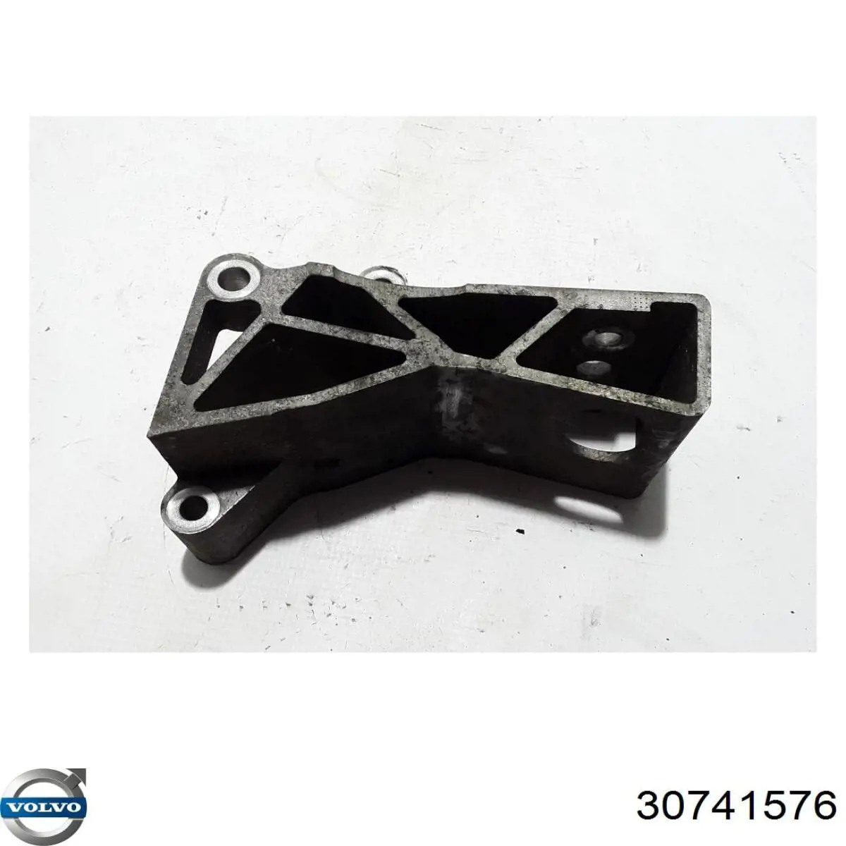  Volvo 30741576 ціна, від 14.06 USD