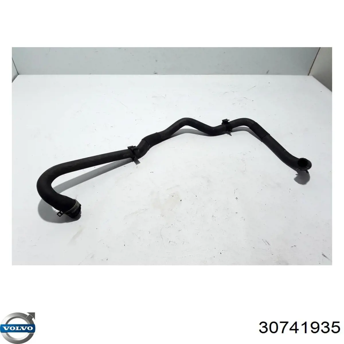 Купити 30741935 Volvo Шланг/патрубок радіатора охолодження, нижній