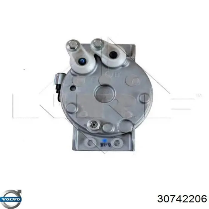 Компресор кондиціонера 30742206 Volvo