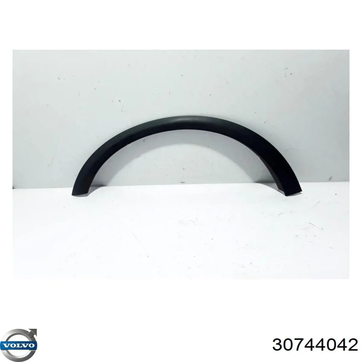 Купити 30744042 Volvo 