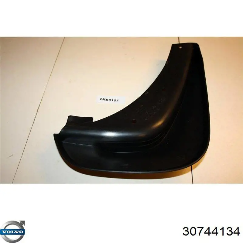 30744134 Volvo 