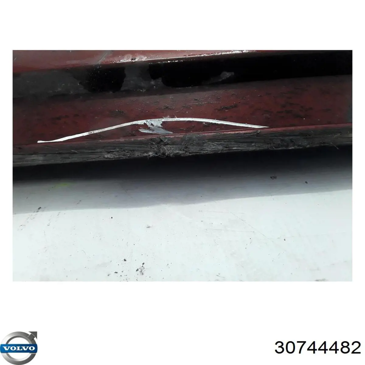 30744482 Volvo 