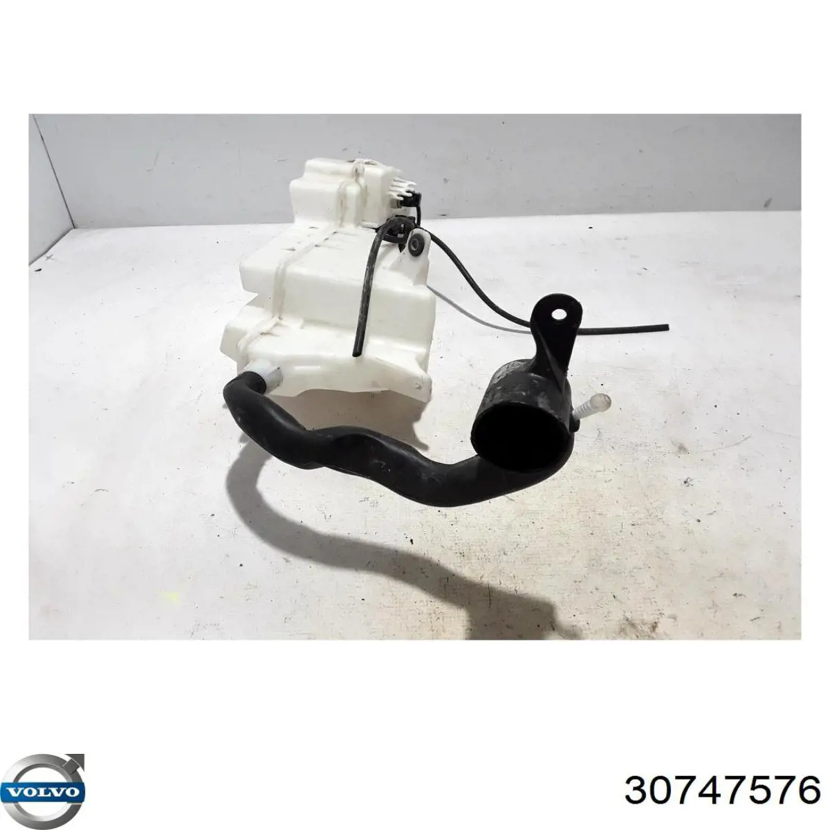 Купити 30747576 Volvo Бачок омивайки