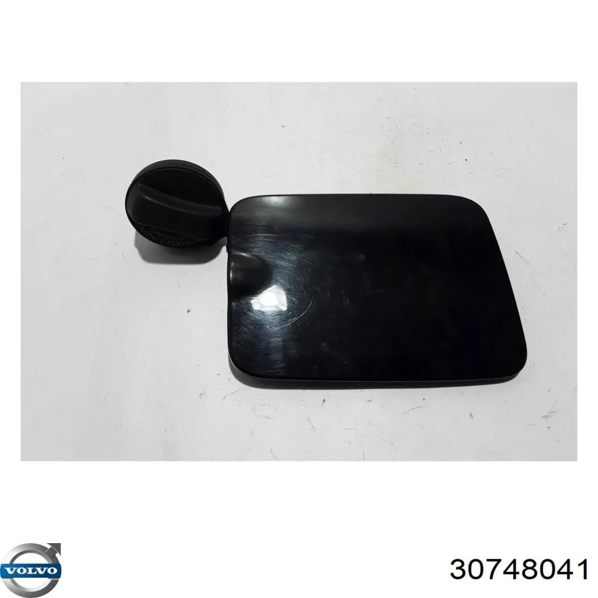 30748041 Volvo 