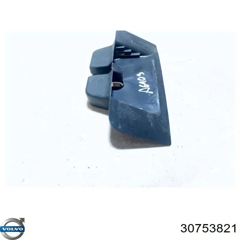 30753821 Volvo 
