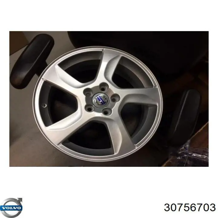 Купити 30756703 Volvo 