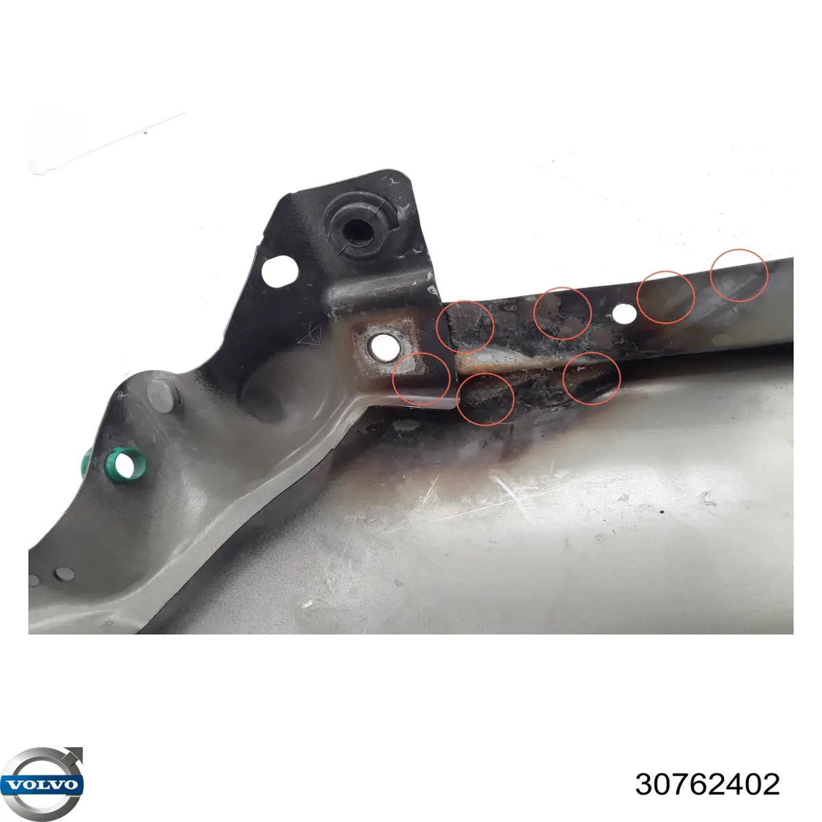 Крило переднє праве Volvo 30762402 ціна, від 253.38 USD