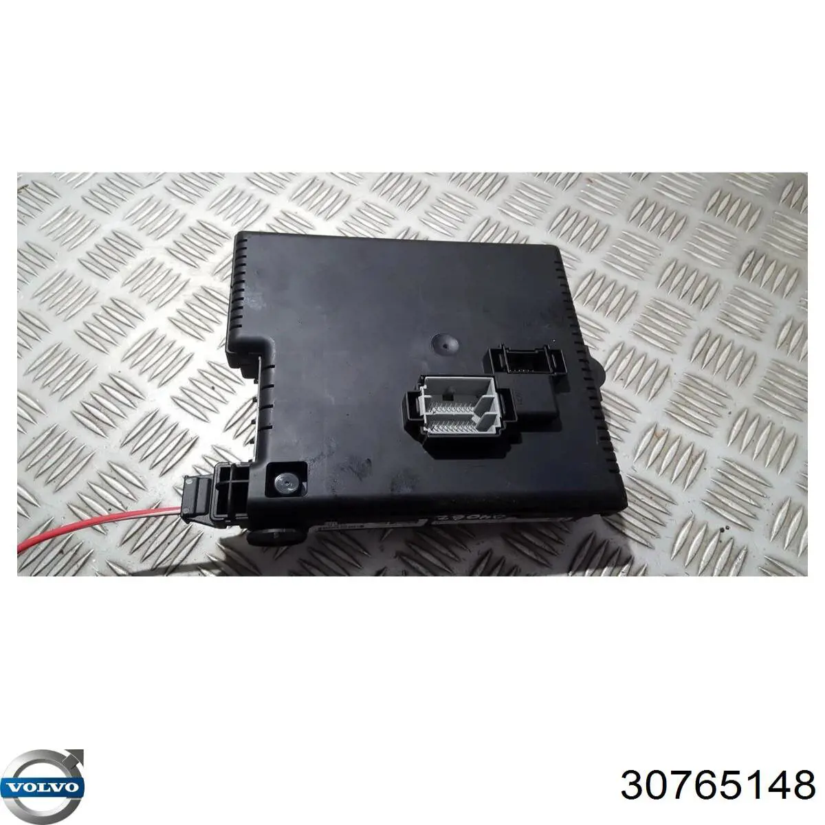Купити 30728539 Volvo Корпус запобіжників