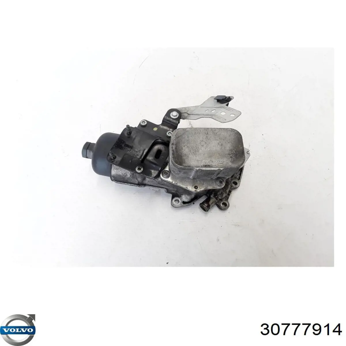 Купити 30777914 Volvo Корпус масляного фільтра