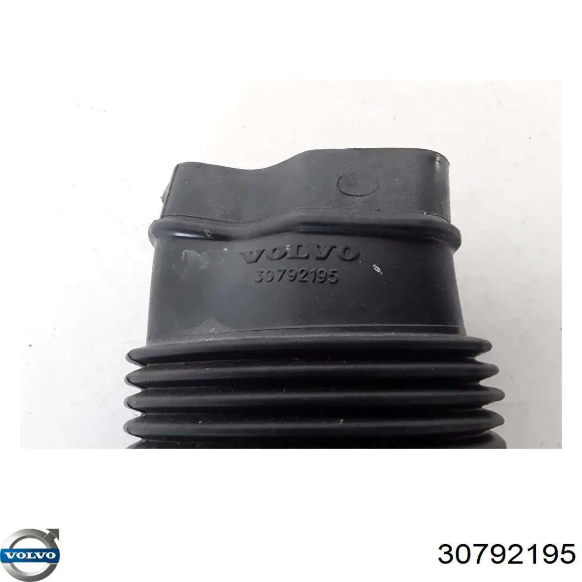 Повітрозабірник повітряного фільтра Volvo 30792195 ціна, від 19.00 USD