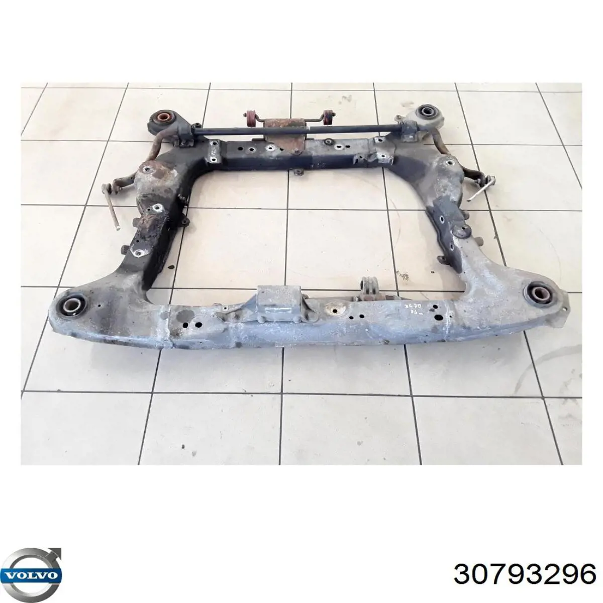 Підрамник передньої підвіски Volvo 30793296 ціна, від 1892.62 USD