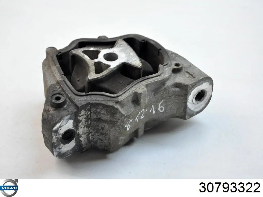 Купити 30793322 Volvo Подушка (опора) двигуна, права