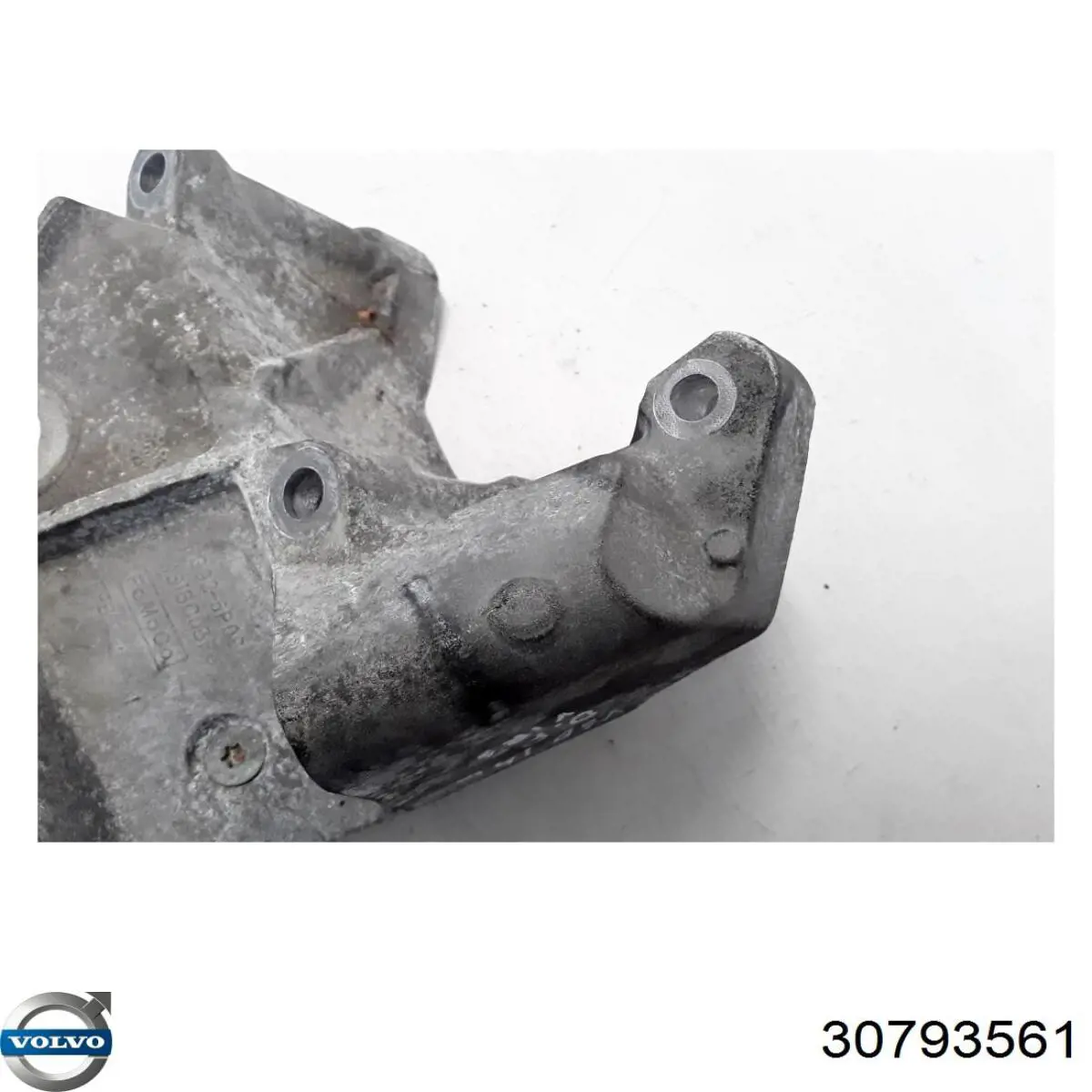 Кронштейн подушки (опори) двигуна, правої 8250518 Volvo