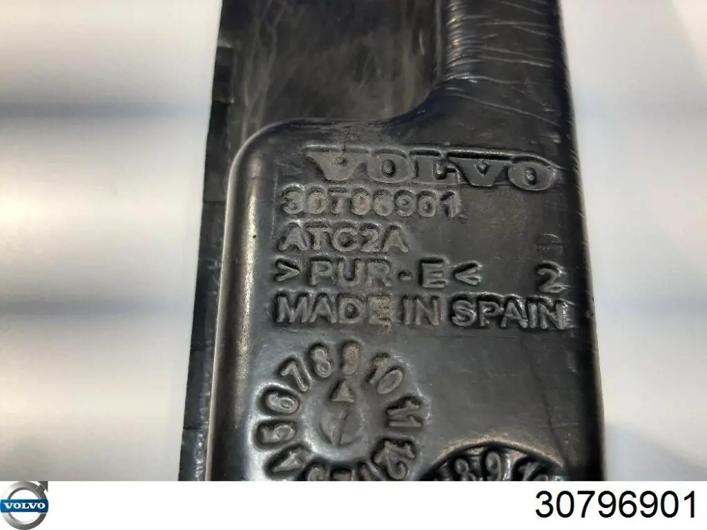  Volvo 30796901 ціна, від 39.14 USD