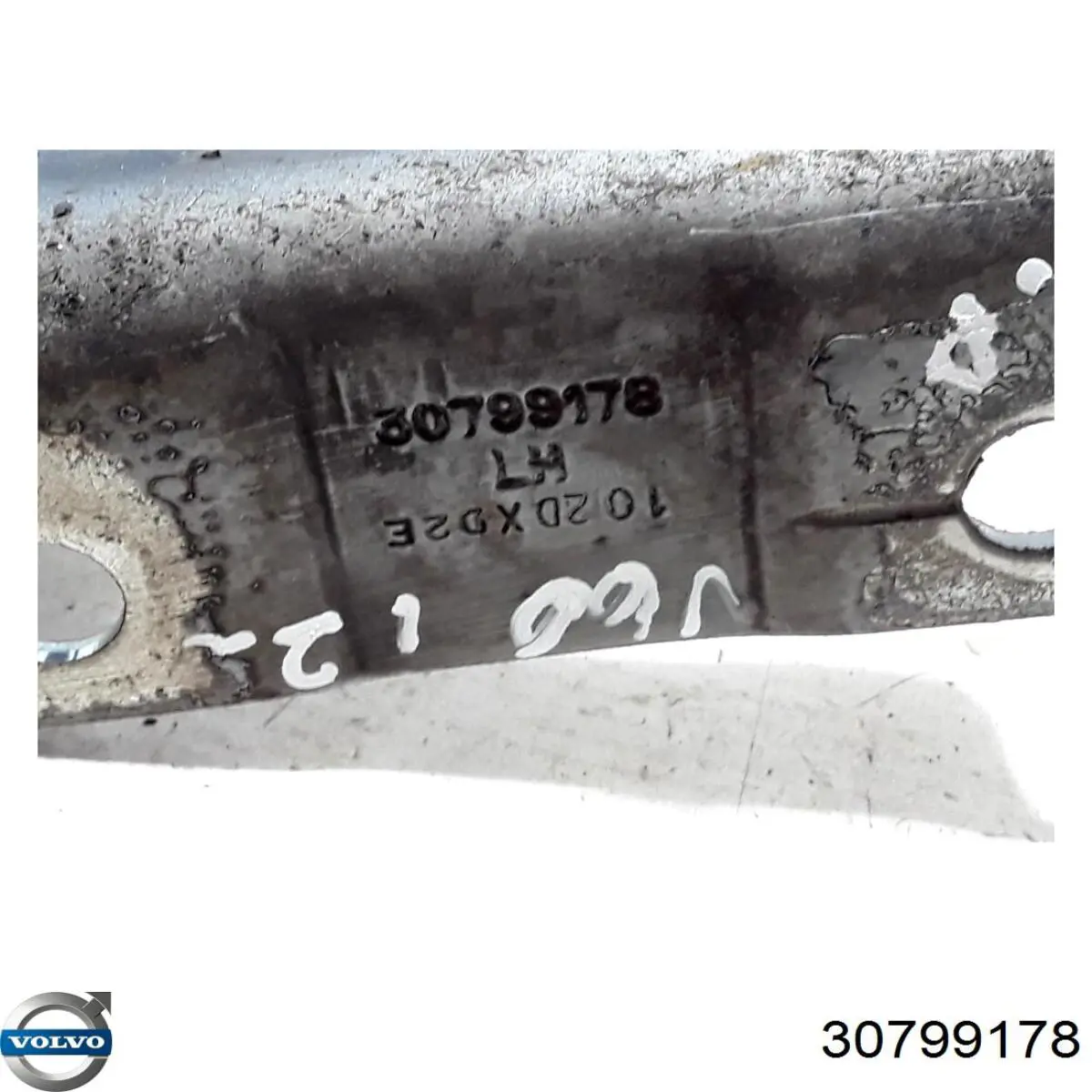 Завіса капота ліва Volvo 30799178