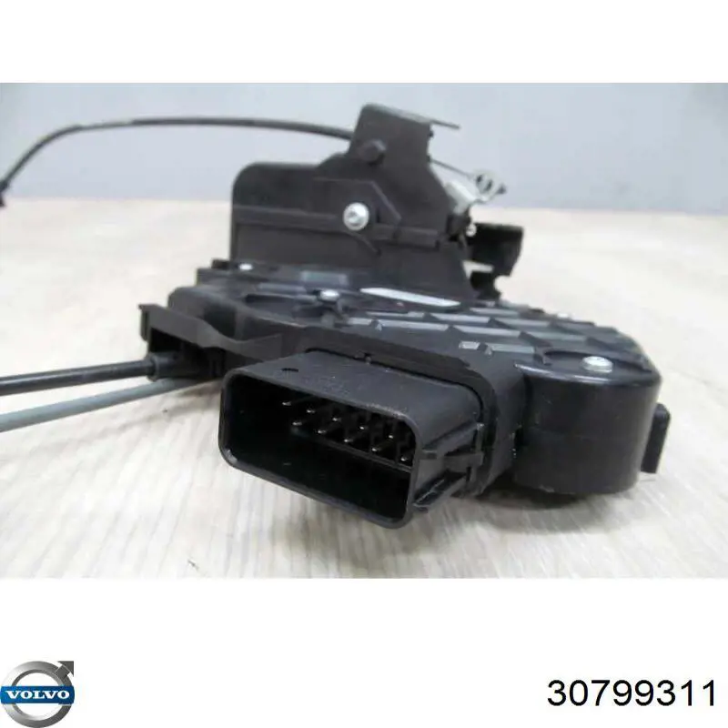 30799311 Volvo Замок водійських дверей