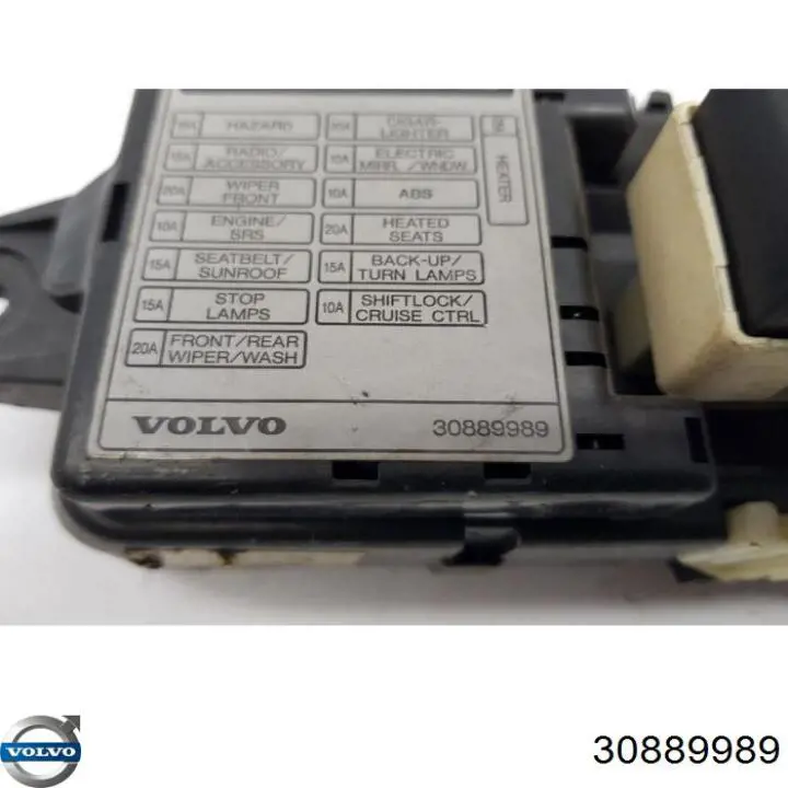 Купити 30889989 Volvo 