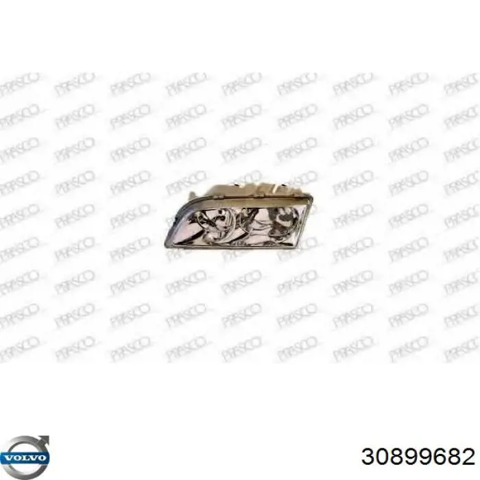 30899682 Volvo Фара дальнього світла в зборі