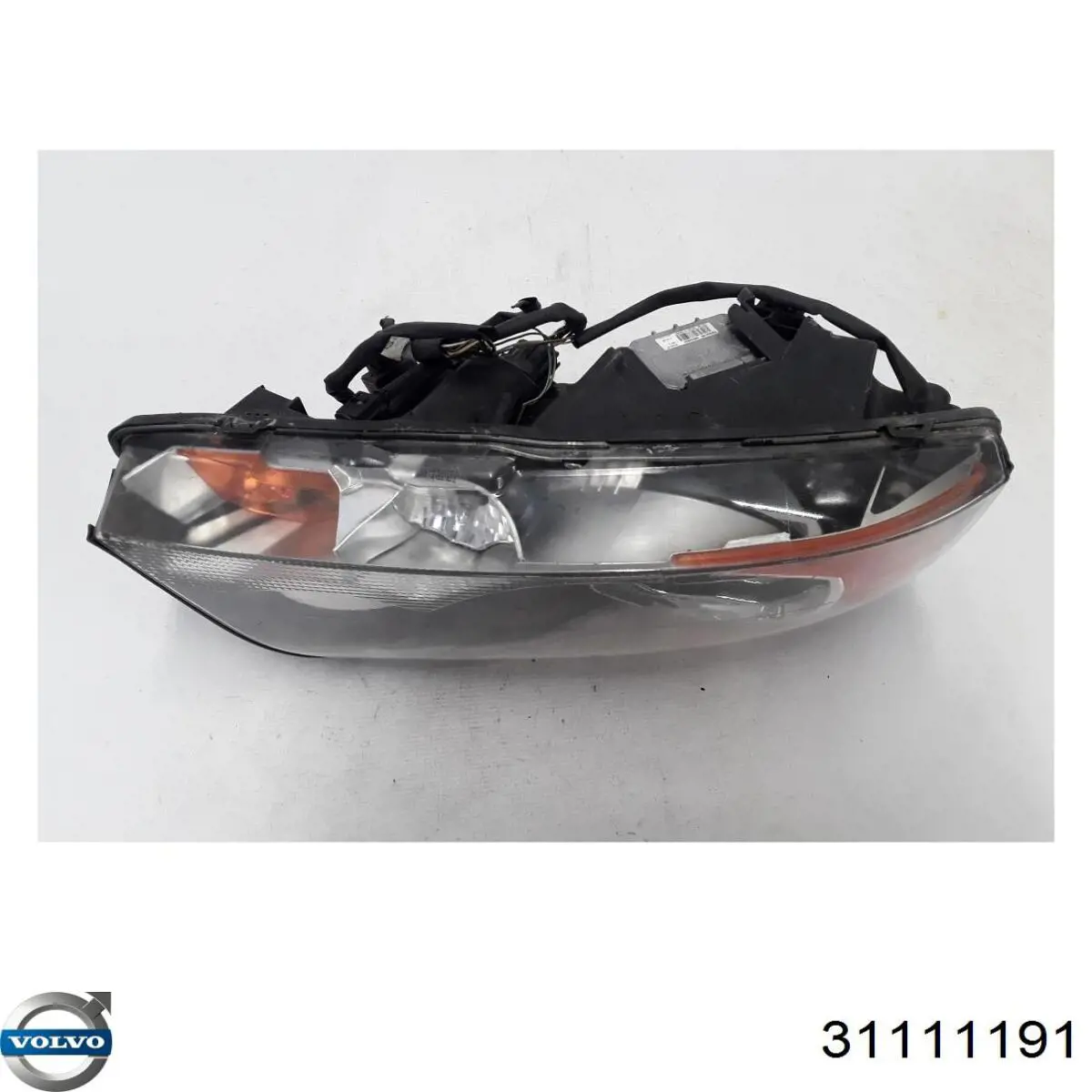 Фара правая Volvo 31111191 ціна, від 2.54 USD