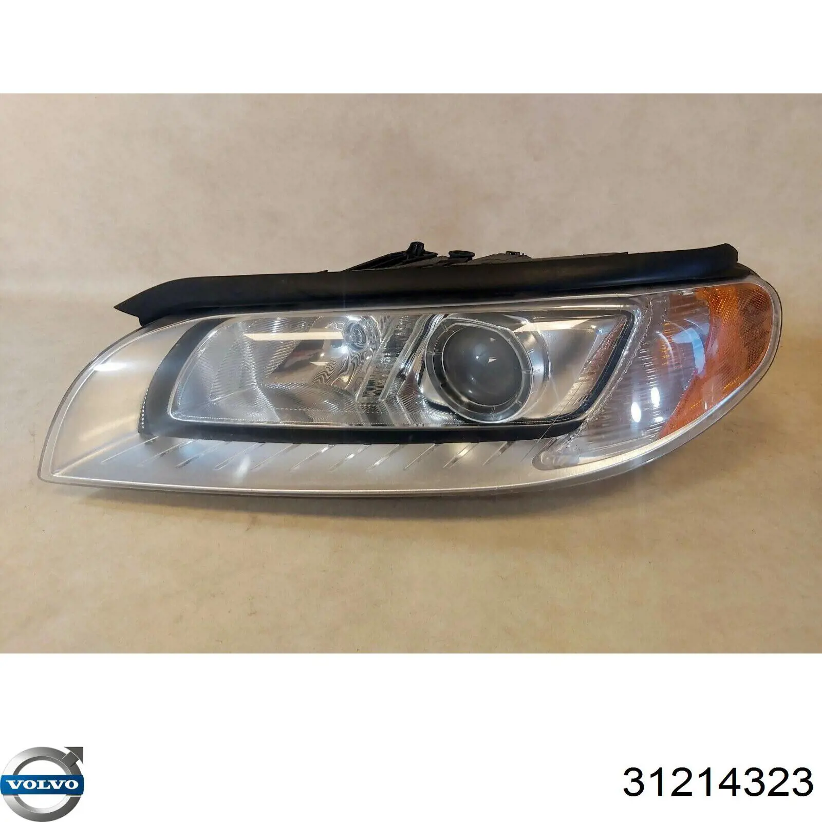 31214323 Volvo Фара дальнього світла в зборі