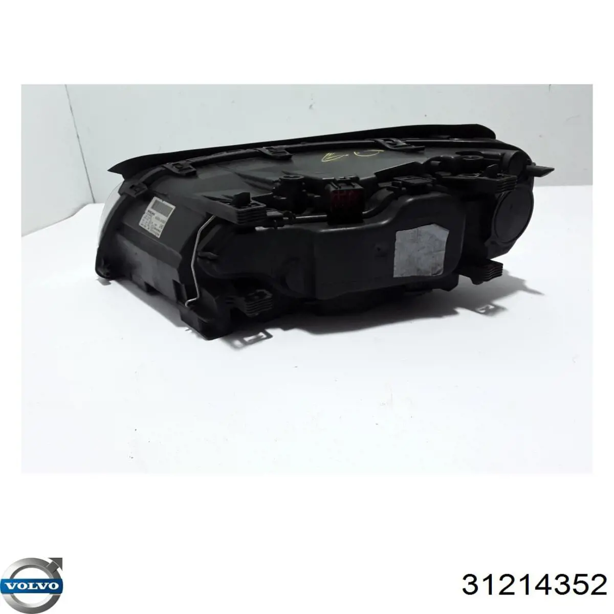 Купити 31214352 Volvo Права блок фара