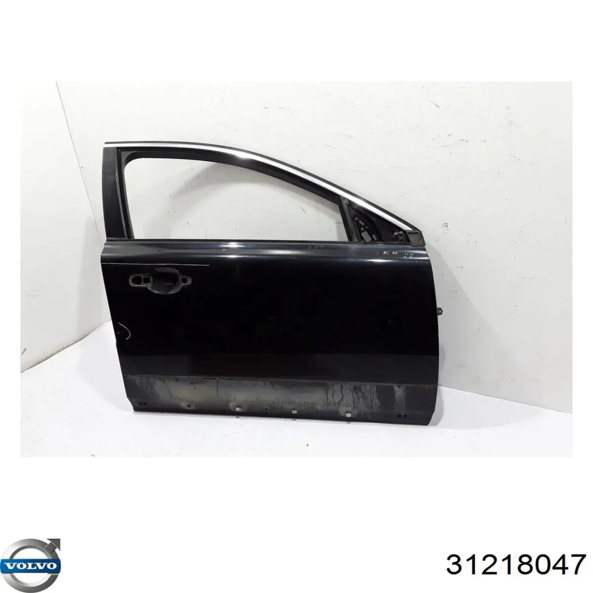 31218047 Volvo Пасажирські передні двері