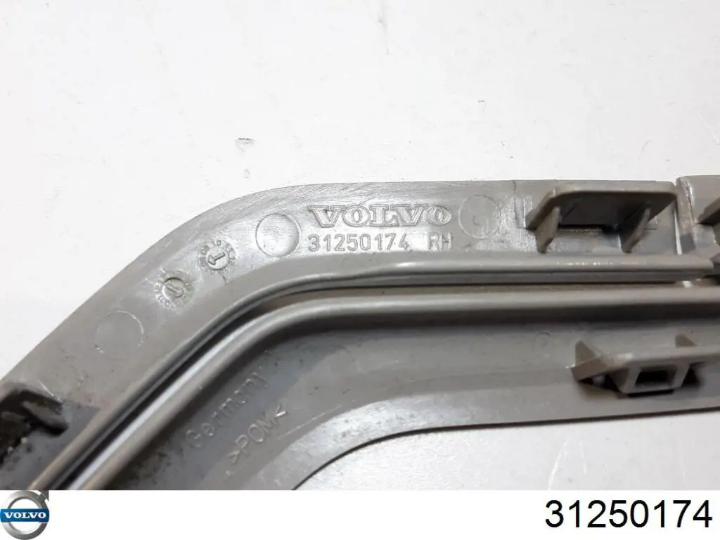 31250174 Volvo 