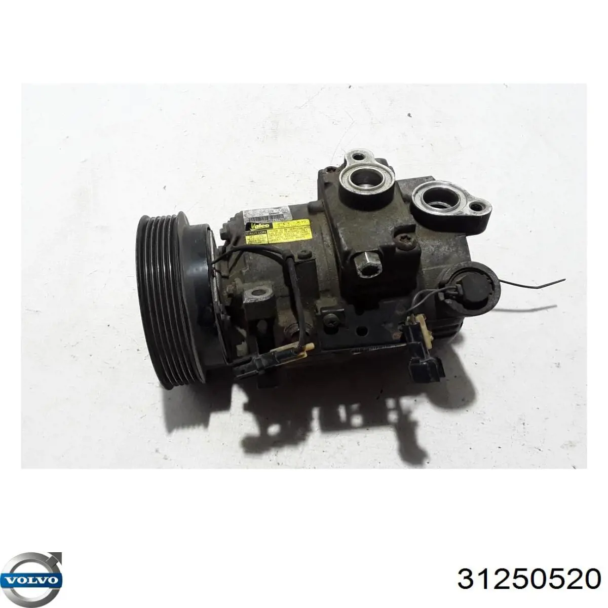 Компресор кондиціонера 36050840 Volvo