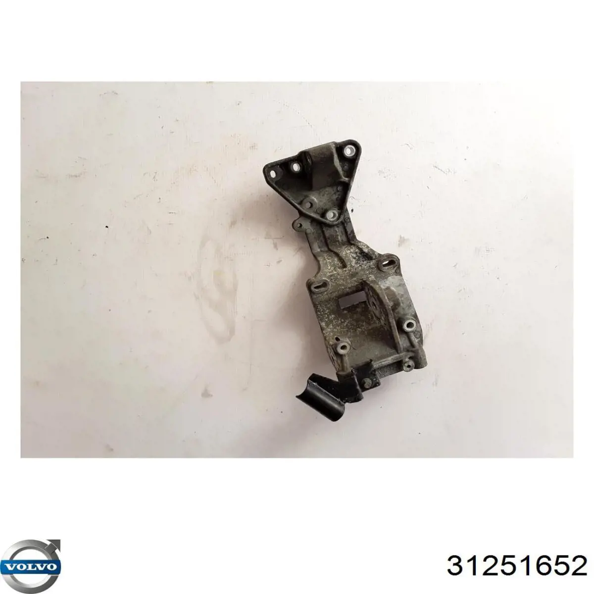 31251652 Volvo 