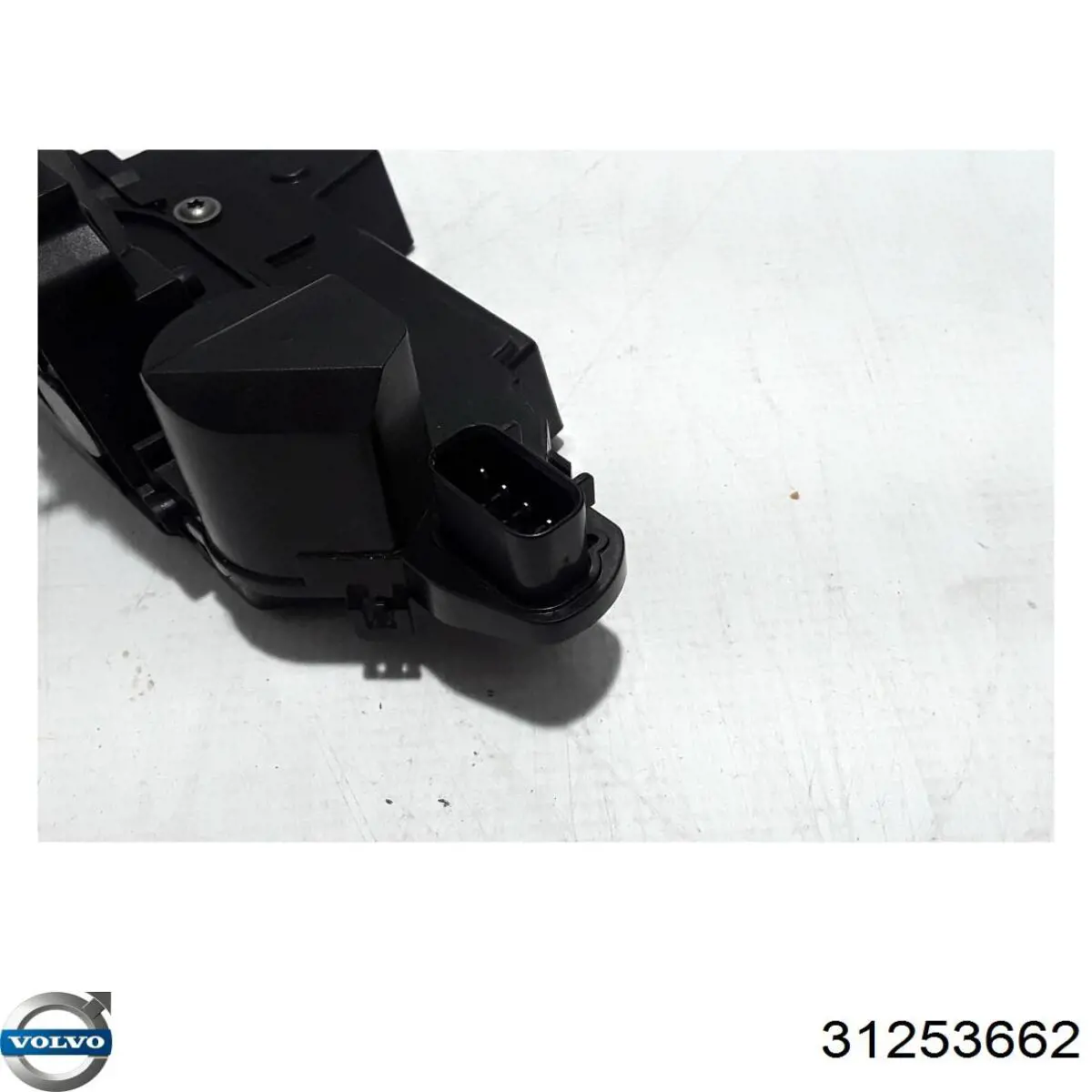 Замок передніх пасажирських дверей Volvo 30799305 ціна, від 45.47 USD