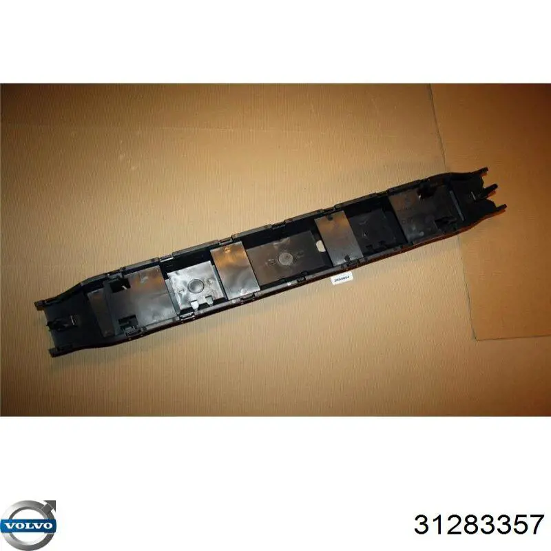 Наповнювач бампера заднього Volvo 31283357 ціна, від 48.28 USD