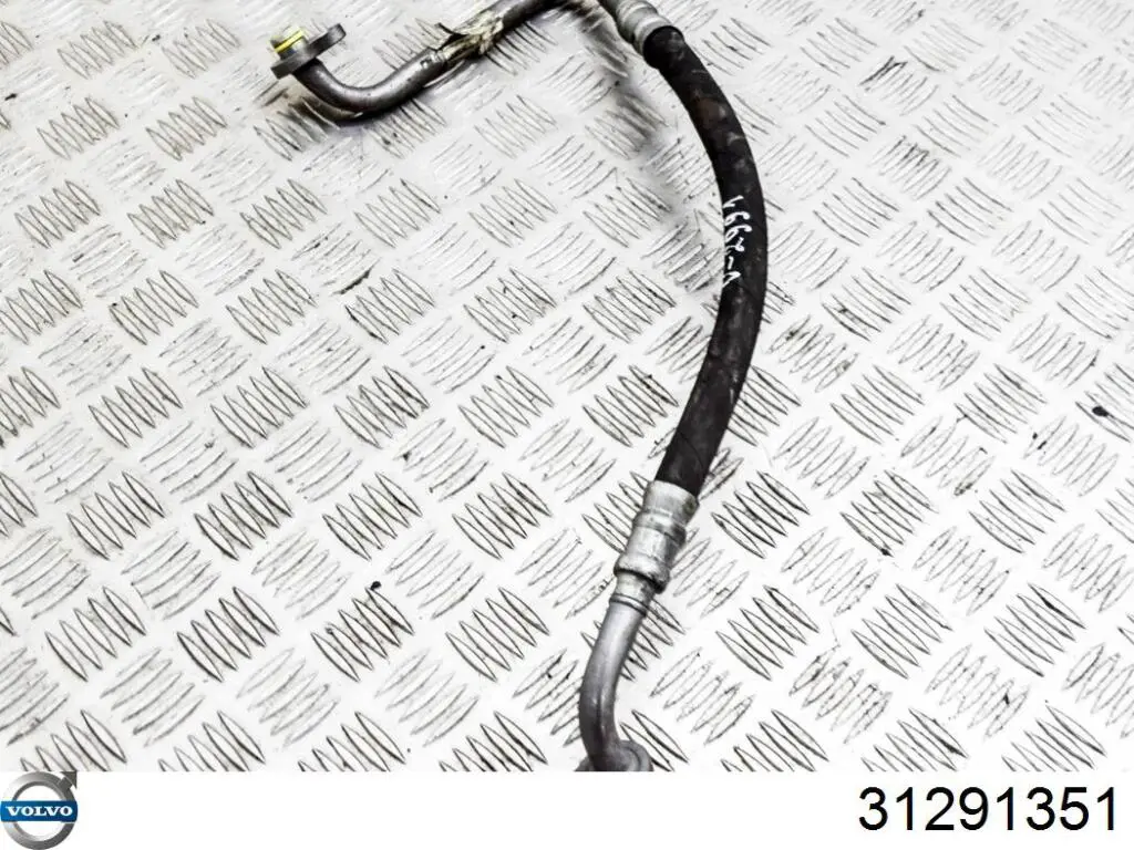 31291351 Volvo Шланг кондиціонера, від компресора до радіатора