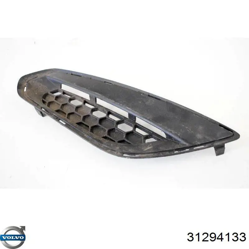 Ободок протитуманки Volvo 31294133 ціна, від 24.44 USD
