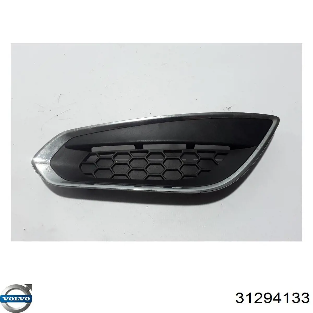 Ободок протитуманки Volvo 31323411 ціна, від 21.74 USD