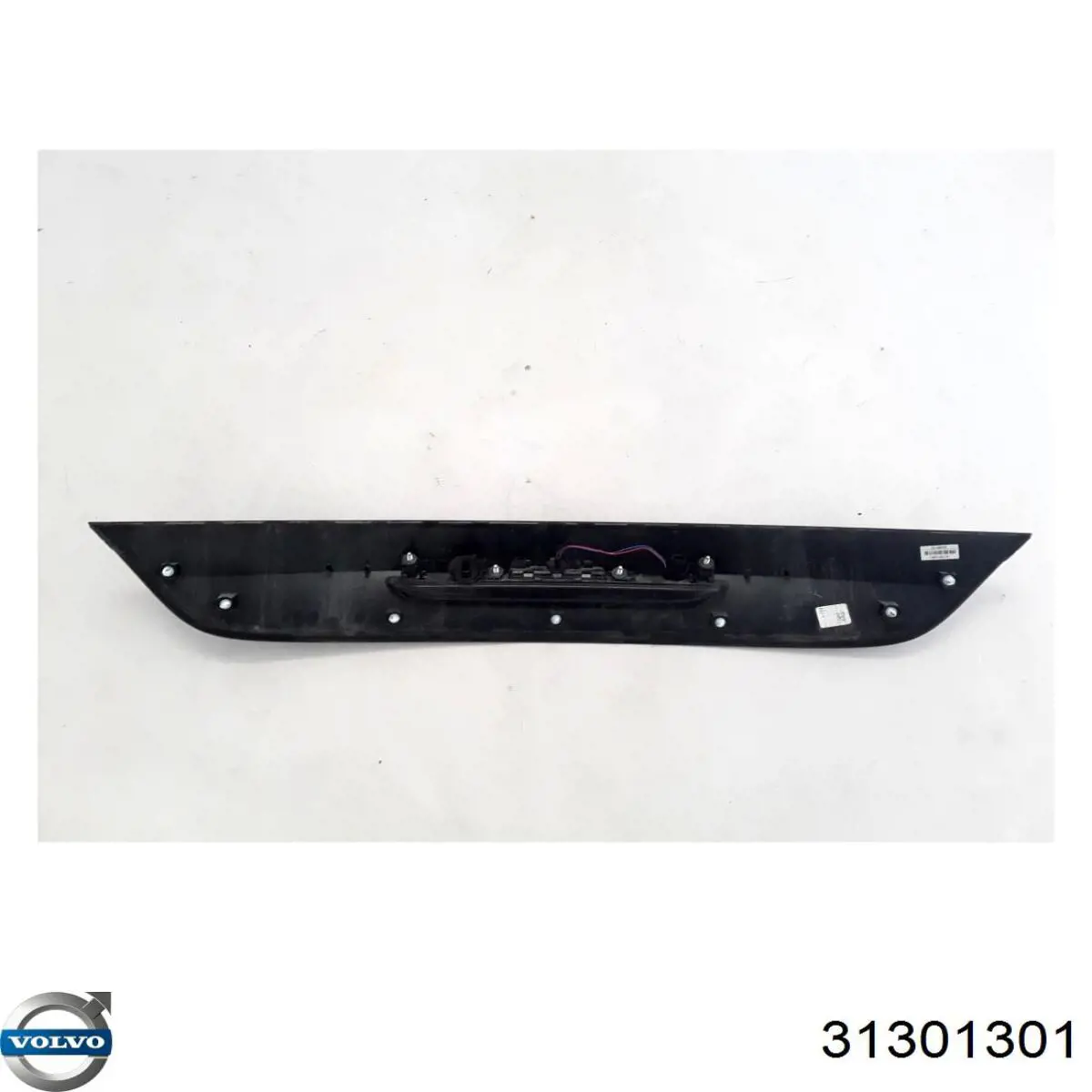 Накладка кришки багажника 31301301 Volvo