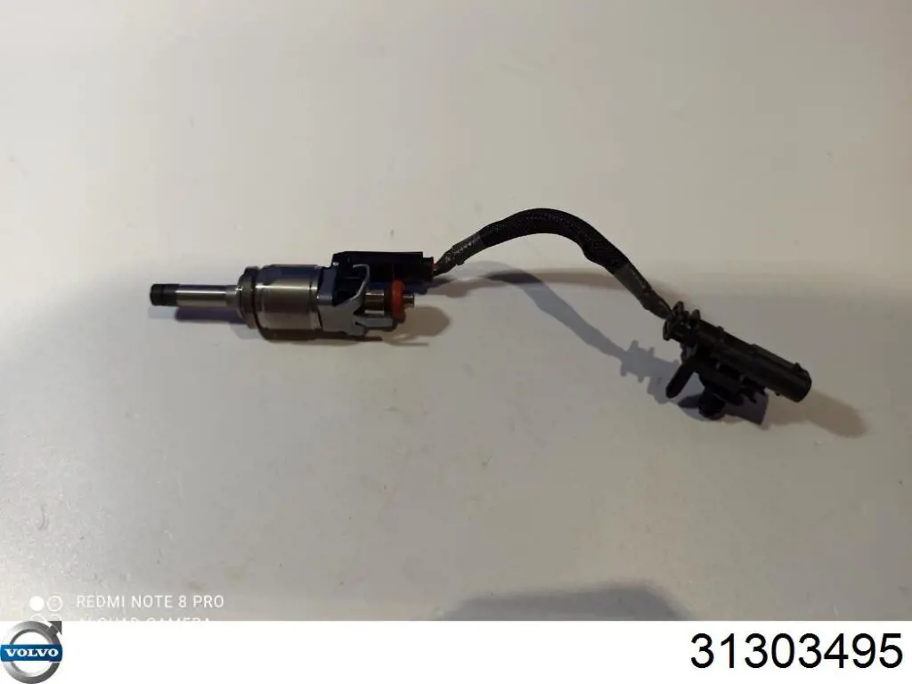 Купити 31303495 Volvo Форсунка дизельна в зборі, розпилювач + тримач