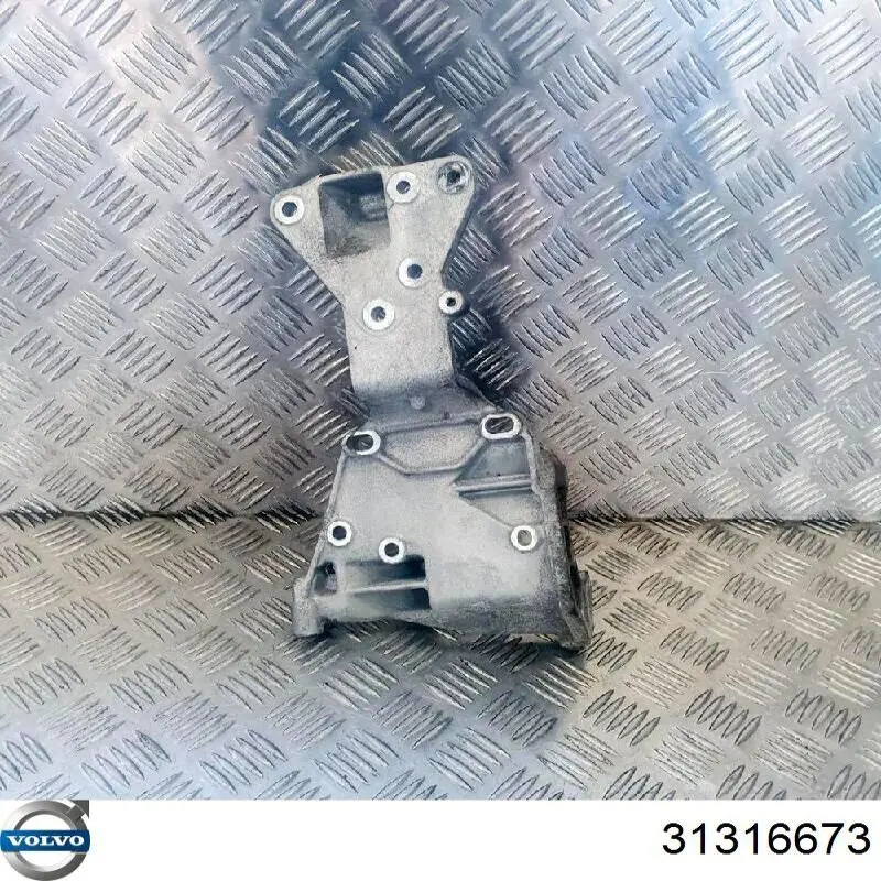 Купити 31316673 Volvo Кронштейн генератора