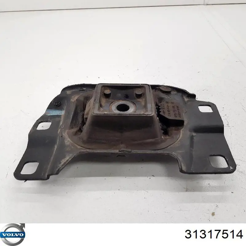  Підрамник передній Volvo V50 