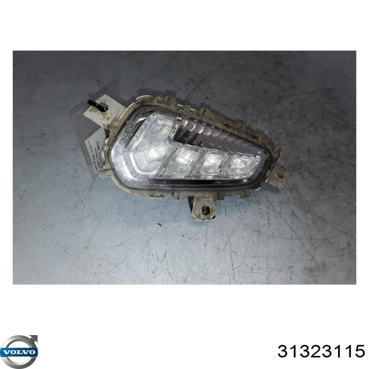 Купити 31323115 Volvo Фара протитуманна, ліва