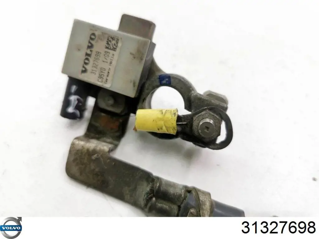 31327698 Volvo 