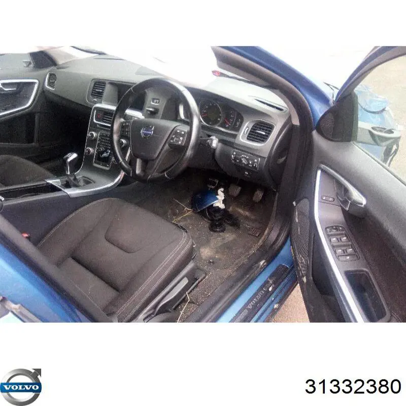 Купити 31332380 Volvo Помпа водяна, додатковий електричний