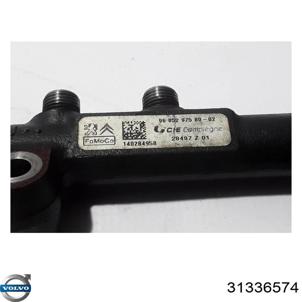 Рампа форсунок системи упорскування палива Volvo 31336574 ціна, від 580.65 USD