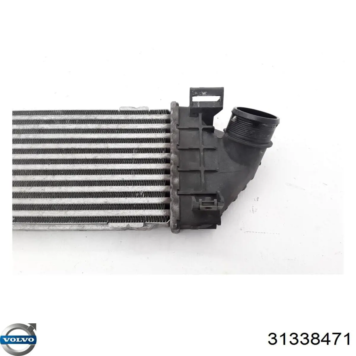 Система охолодження наддувочного повітря Volvo 31338471 ціна, від 50.68 USD