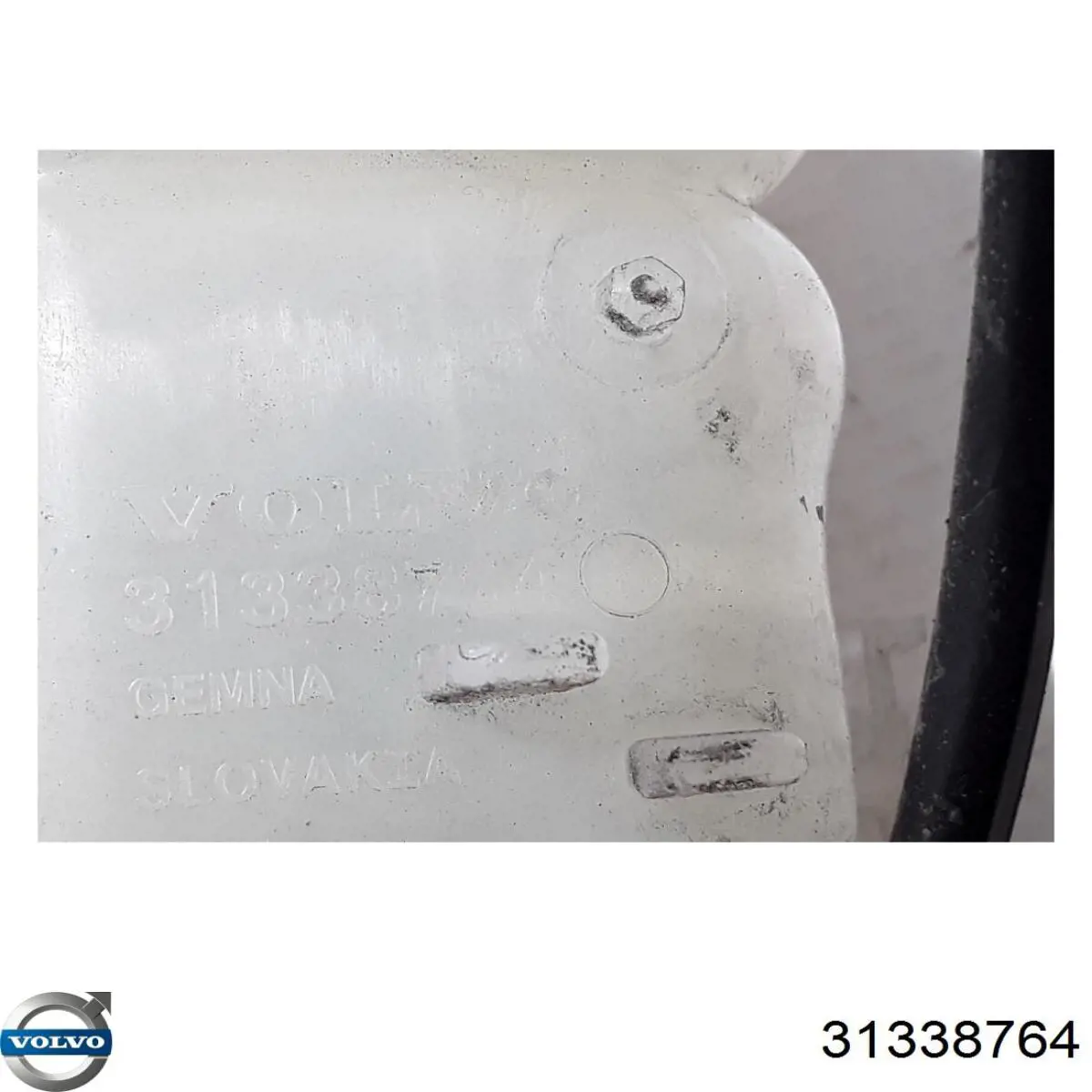 Бачок системи охолодження 31338764 Volvo
