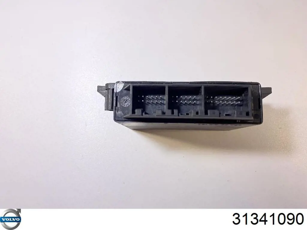 Модуль керування (ЕБУ) парктроніком 31341090 Volvo