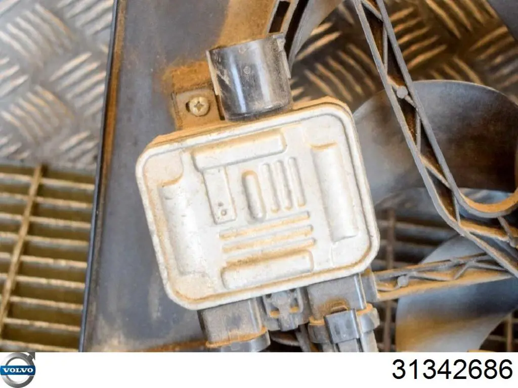 Реле управління Volvo 31342686 ціна, від 76.72 USD